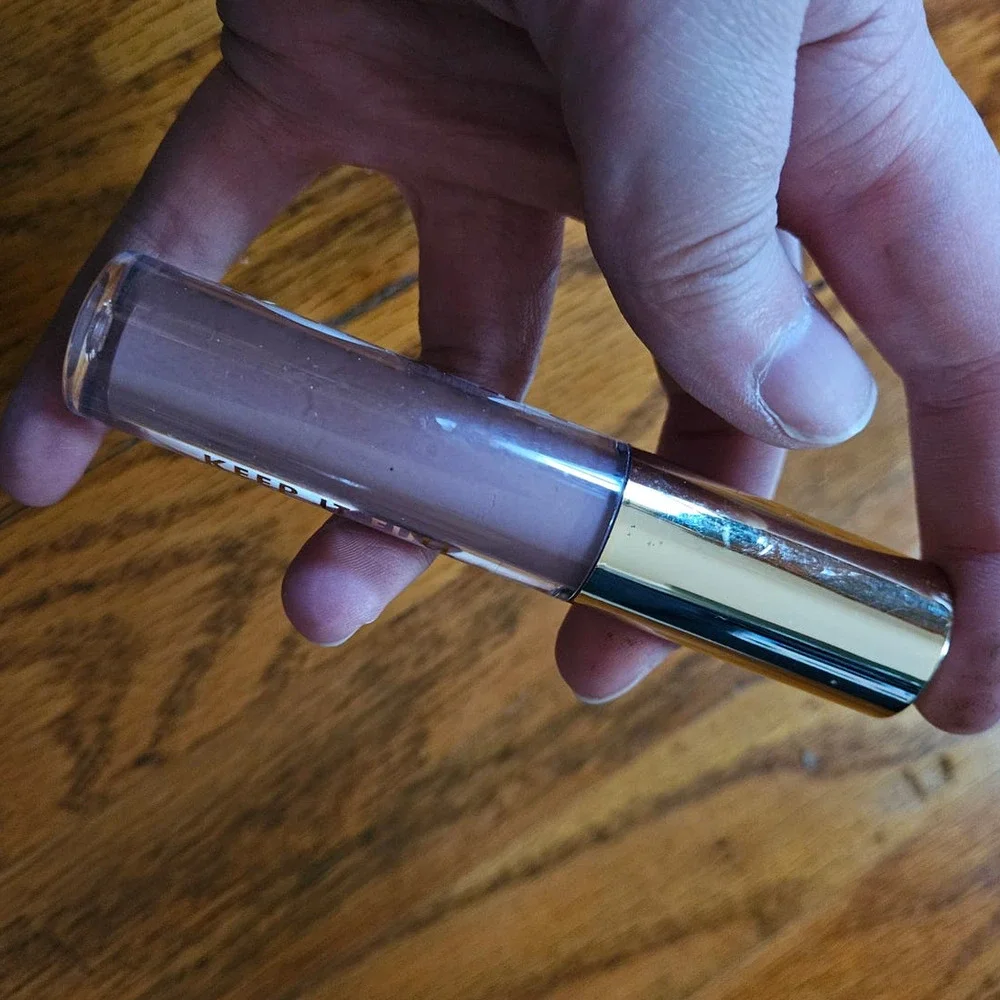 NEW! Milani Keep It Full Nourishing Lip Plumper #08 Soft Rose